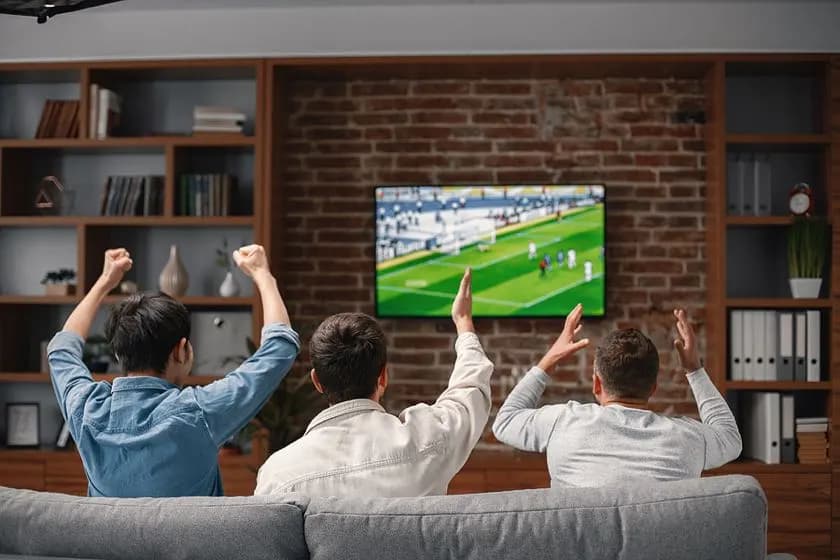 Iptv i Sverige med liveidrott, film, serier och 4K-kanaler på en smart-TV